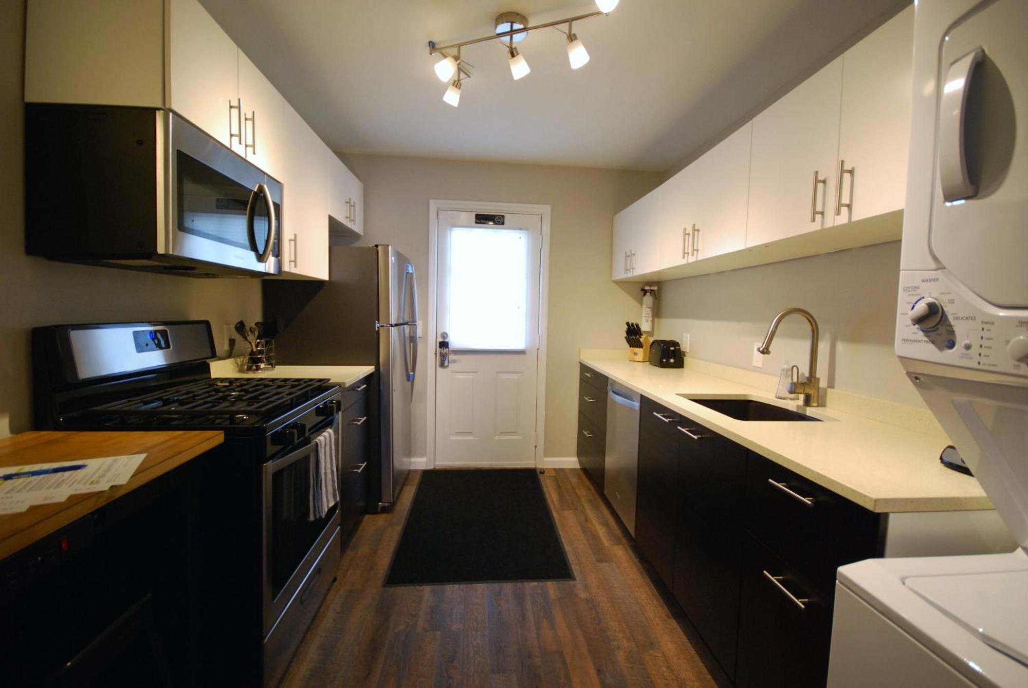 Brookwood Courtyard By Bca Furnished Bcc1b 10 J Holiday home
